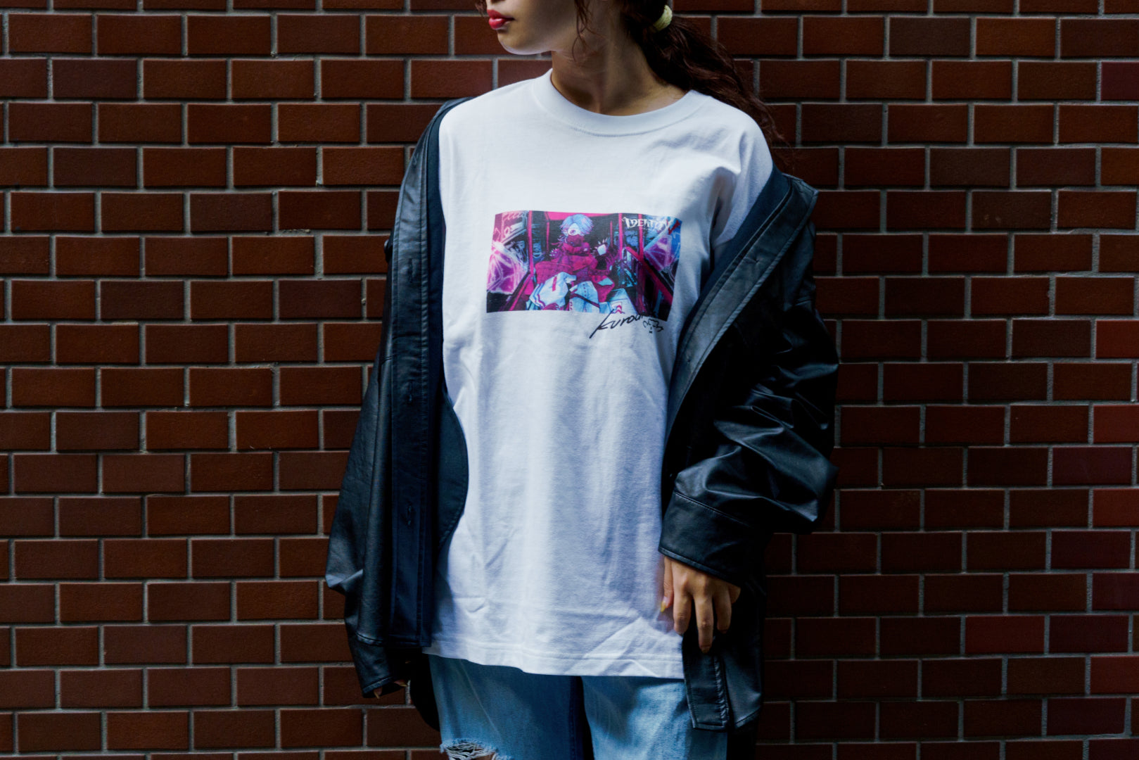 くろうめ×納棺師「TOKYO NEO」ビッグシルエットTシャツ