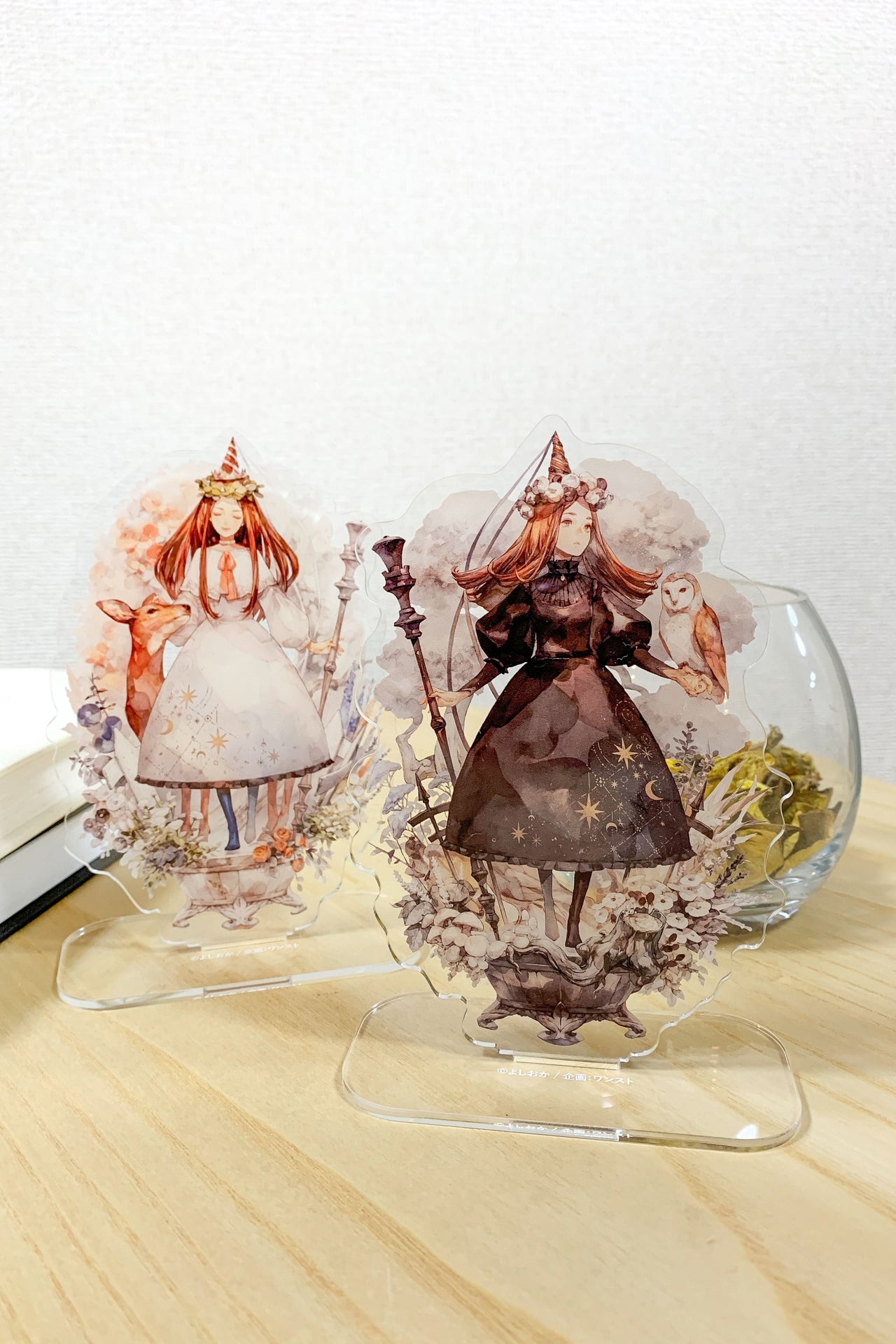 よしおか<br>「双子の魔女」<br>アクリルスタンド