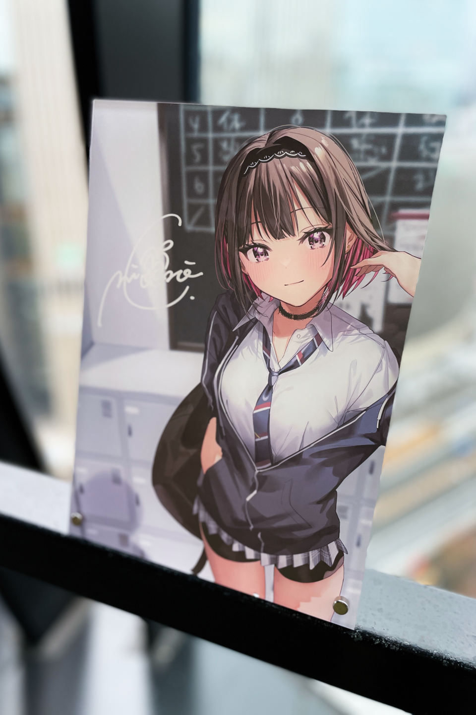 千種みのり<br>「直筆サイン入りアクリルボード」<br>数量限定